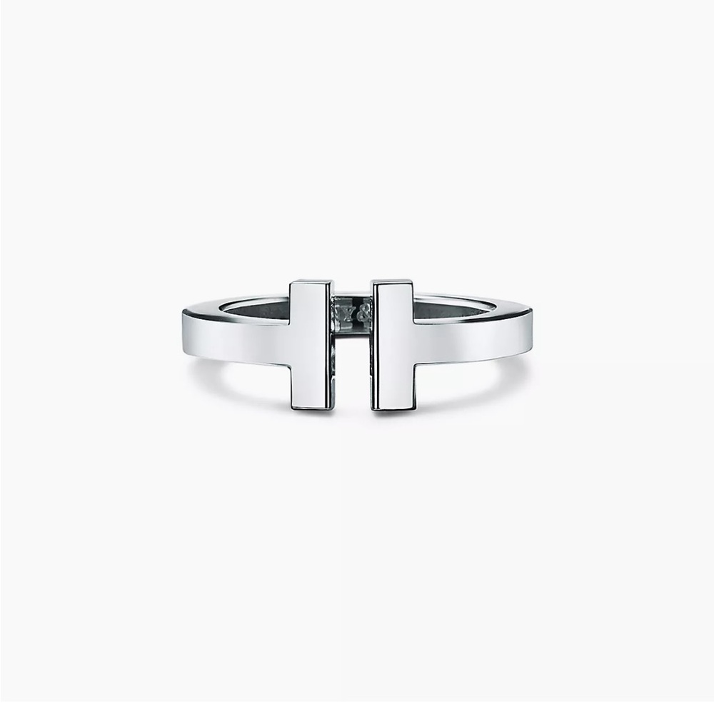 Tiffany and Co T Ring Size 8